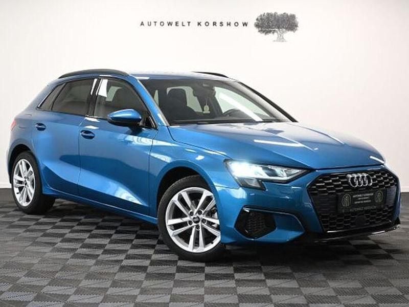 Gebraucht Audi A3 S-Line 116 PS (85 kW) 2022 Atollblau metallic Limousine