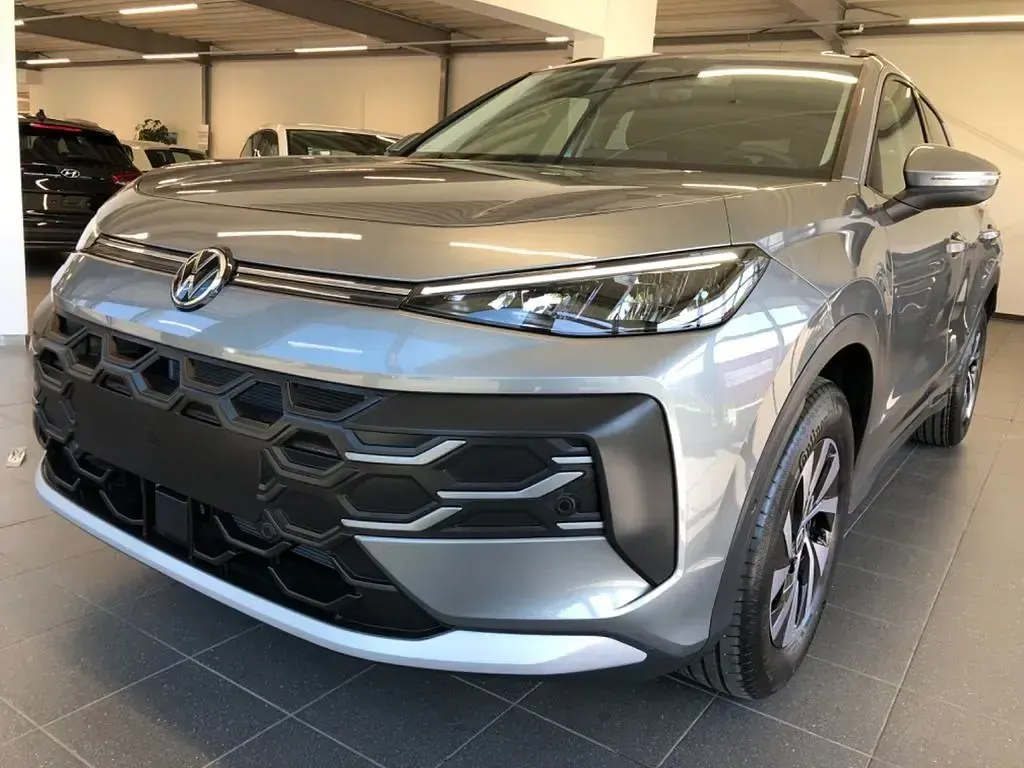 Neu VW T-Roc Life 150 PS (110 kW) 2026 Grau SUV
