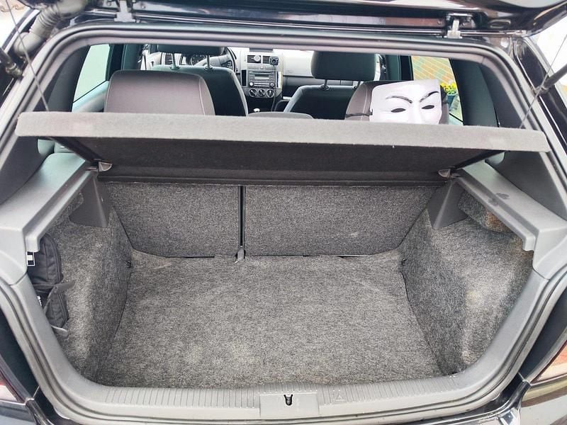 Gebraucht VW Polo 69 PS (50 kW) 2008 Schwarz Kleinwagen
