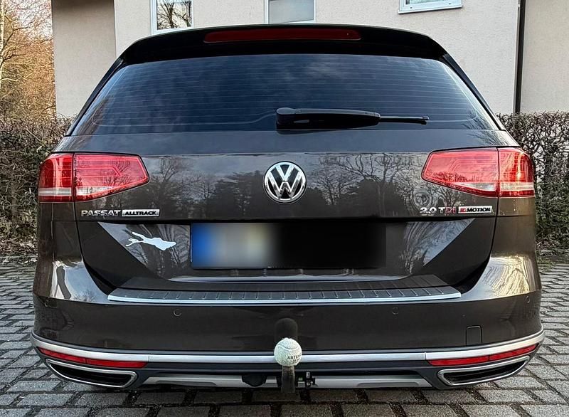 Gebraucht VW Passat Alltrack 190 PS (139 kW) 2016 Braun Kombi