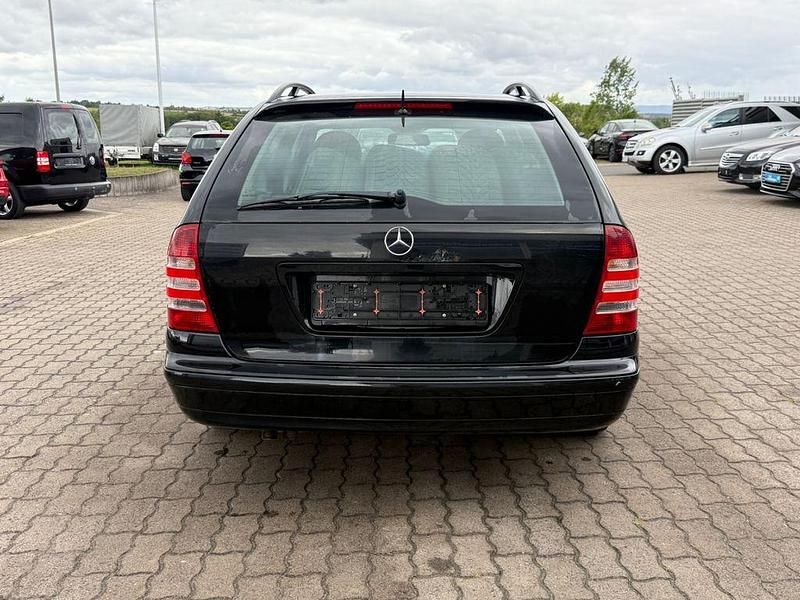Gebraucht Mercedes C200 122 PS (89 kW) 2005 Schwarz Kombi