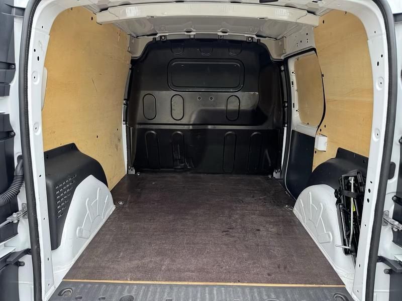 Gebraucht Renault Kangoo 61 PS (44 kW) 2011 Weiß Kombi