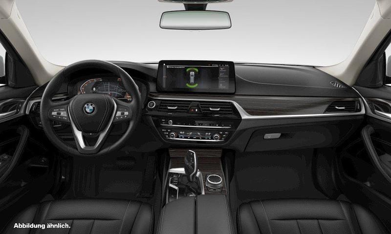 Gebraucht BMW 520 184 PS (135 kW) 2022 Alpinweiß uni Kombi