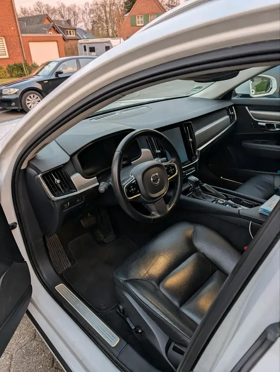 Gebraucht Volvo V90 190 PS (139 kW) 2016 Weiß Kombi