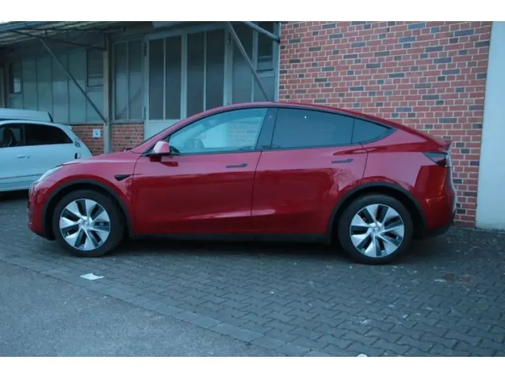 Gebraucht Tesla Model Y 378 kW (514 PS) 2022 Redmulticoat (metallic) SUV
