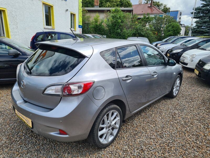 Gebraucht Mazda 3 Kenko 105 PS (77 kW) 2013 Silber Limousine