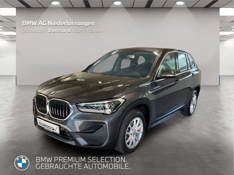 Grau Gebraucht 2022 BMW X1 Advantage SUV | 27.990 € (Fairer Preis) - Bild 1/4