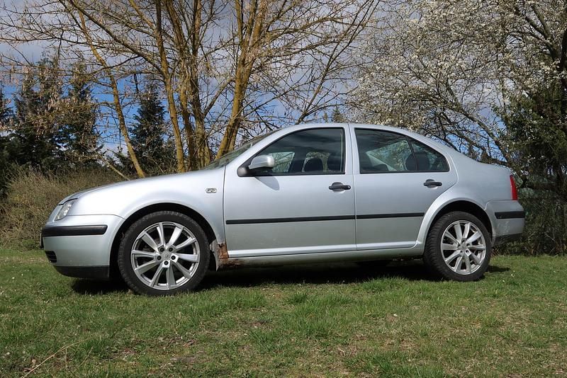 Gebraucht VW Bora 105 PS (77 kW) 2003 Silber Limousine