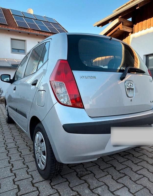 Gebraucht Hyundai i10 77 PS (56 kW) 2008 Grau Kleinwagen