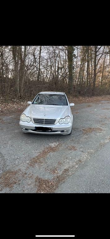Silber Gebraucht 2000 Mercedes C200 Limousine | 2.199 € (Fairer Preis) - Bild 1/4