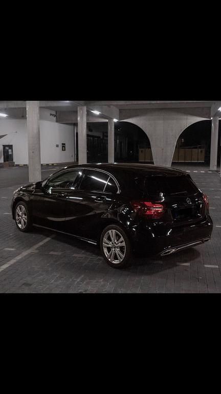 Gebraucht Mercedes A200 156 PS (114 kW) 2017 Schwarz Limousine