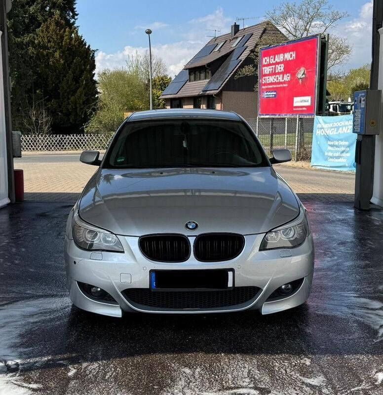 Silber Gebraucht 2005 BMW 530 M Sport Limousine | 7.500 € (Fairer Preis) - Bild 1/4