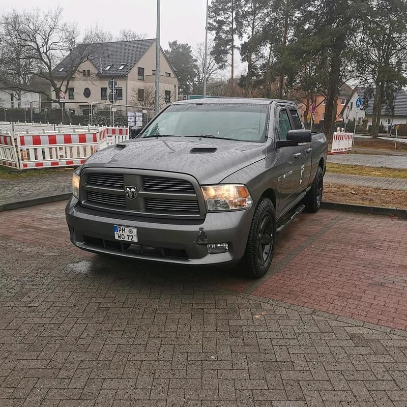 Gebraucht Dodge Ram 401 PS (294 kW) 2012 Grau Abholung