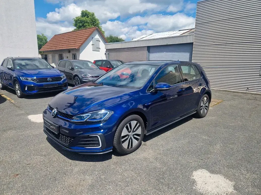 Gebraucht VW Golf VII GTE 204 PS (150 kW) 2017 Blau Limousine