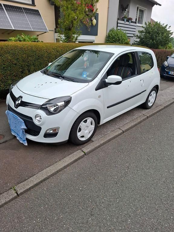 Weiß Gebraucht 2013 Renault Twingo Expression Kleinwagen | 4.140 € (Fairer Preis) - Bild 1/4
