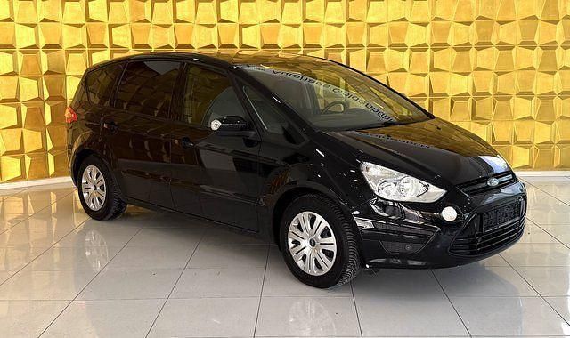 Używany Ford S-MAX Trend 140 KM (102 kW) 2012 Czarny Minivan