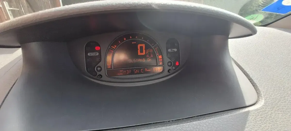 Gebraucht Renault Modus Authentique 75 PS (55 kW) 2005 Grün Van / Kleinbus