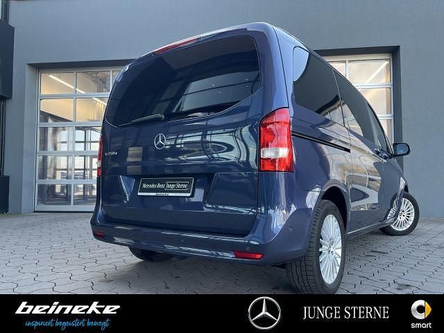 Gebraucht Mercedes V250 190 PS (139 kW) 2025 Blau Van / Kleinbus