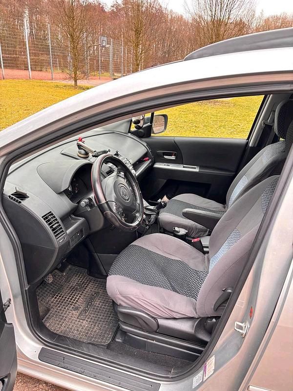 Second-hand Mazda 5 2007 Argintiu Monovolum