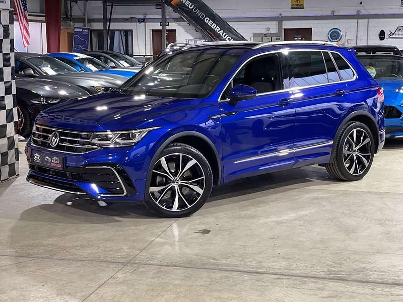 Lapiz blue metallic Gebraucht 2021 VW Tiguan R-line Plus SUV | 38.750 € (Etwas zu teuer) - Bild 1/4