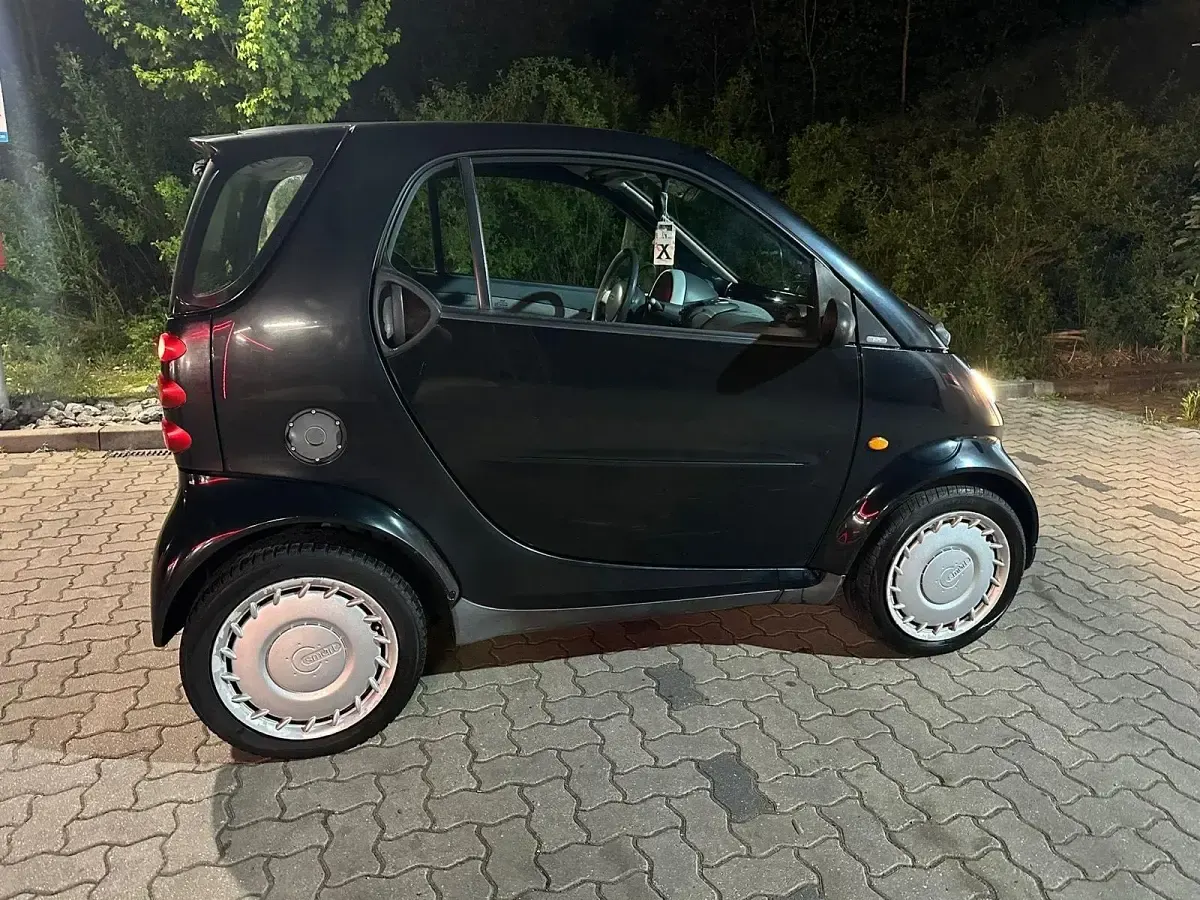 Usata Smart ForTwo Coupé 61 CV (44 kW) 2005 Nero Coupé