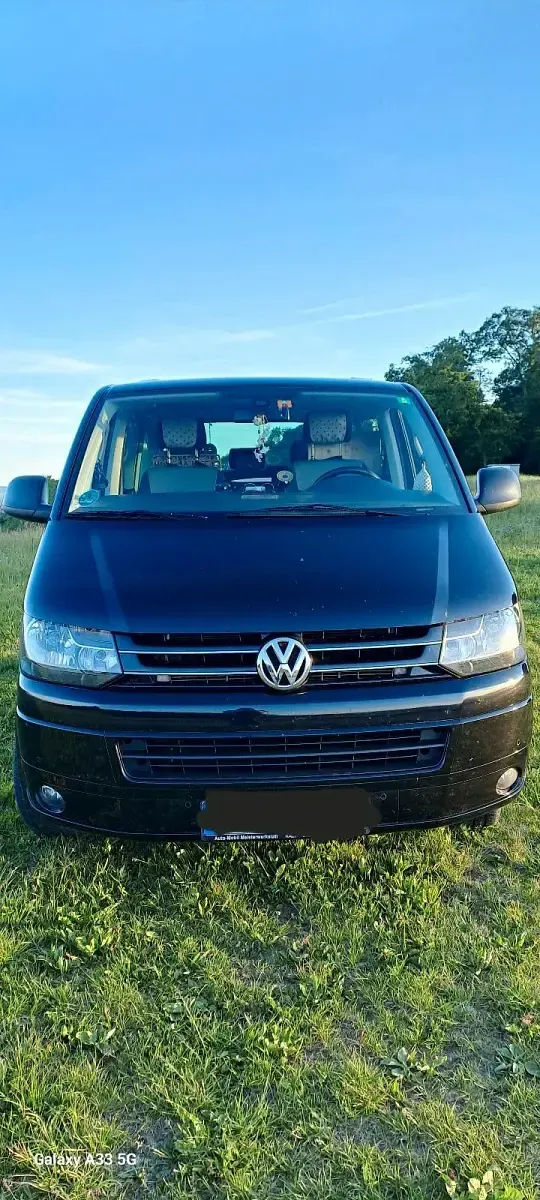 Gebraucht VW Multivan Startline 140 PS (102 kW) 2010 Schwarz Van / Kleinbus