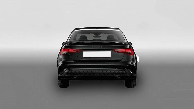 Gebraucht Audi A3 S-Line 116 PS (85 kW) 2025 Schwarz Limousine