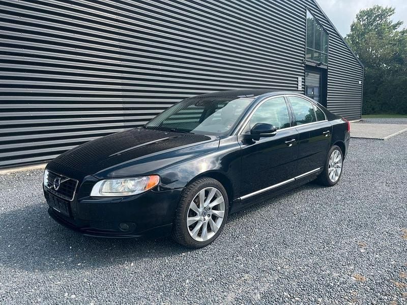 Schwarz Gebraucht 2011 Volvo S80 Summum Limousine | 6.000 € (Guter Preis) - Bild 1/4