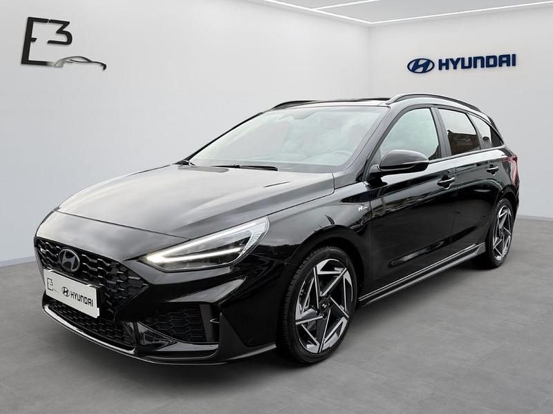 Schwarz Gebraucht 2024 Hyundai i30 N Line Limousine | 27.490 € (Etwas zu teuer) - Bild 1/4