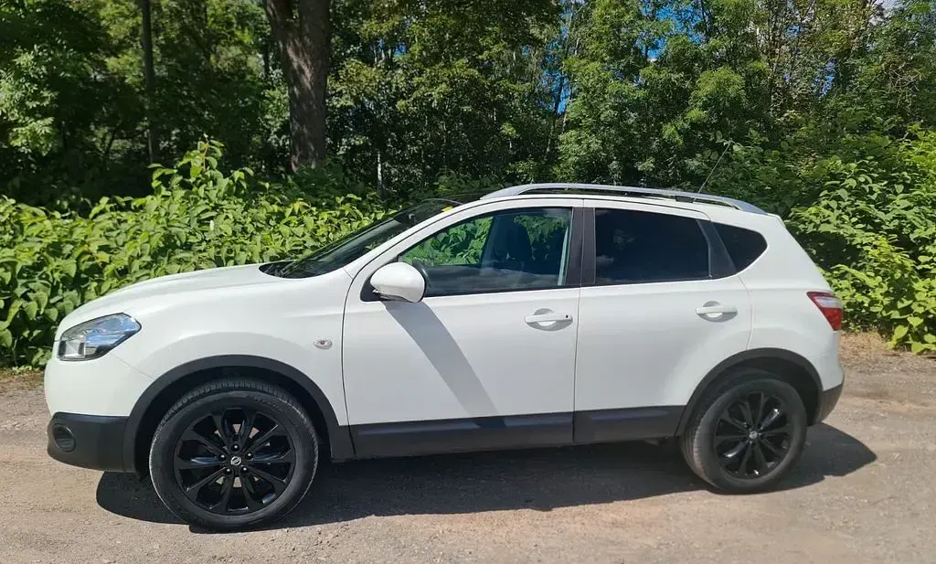 Gebraucht Nissan Qashqai I-Way 141 PS (103 kW) 2011 Weiß SUV