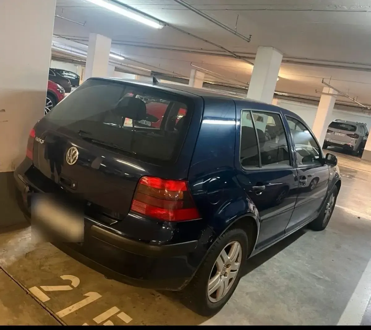 Usata VW Golf IV 75 CV (55 kW) 2002 Blu Utilitaria