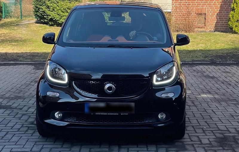 Gebraucht Smart ForFour Passion 71 PS (52 kW) 2015 Schwarz Kleinwagen