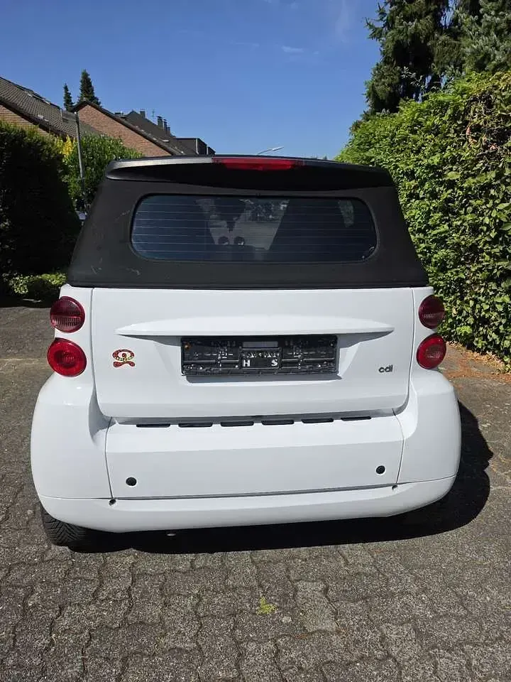 Gebraucht Smart ForTwo Cabrio Passion 54 PS (39 kW) 2011 Weiß Cabrio