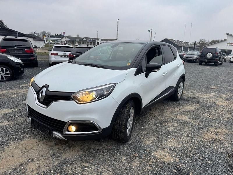 Weiß Gebraucht 2017 Renault Captur Crossborder SUV | 6.600 € (Superpreis) - Bild 1/4