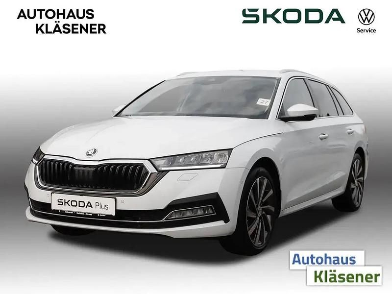 Moonweiß metallic (weiß) Gebraucht 2023 Skoda Octavia Kombi | 32.870 € (Teuer) - Bild 1/4