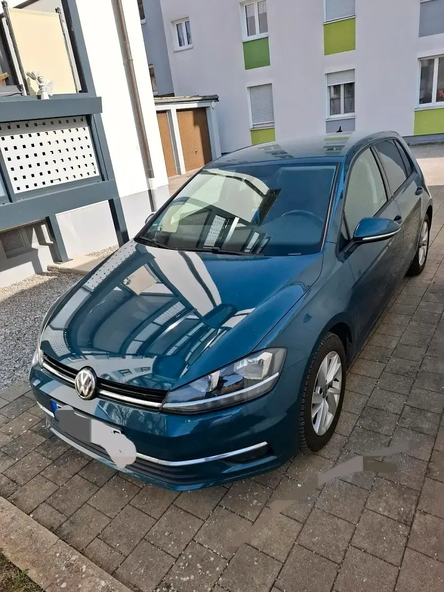 Occasion VW Golf VII Trendline 116 ch (85 kW) 2017 Vert Berline