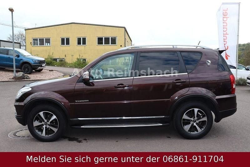 Usata SsangYong Rexton 155 CV (114 kW) 2013 Marrone SUV