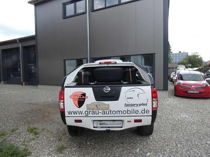 Gebraucht Nissan Frontier SE 265 PS (194 kW) 2008 Weiß Pickup
