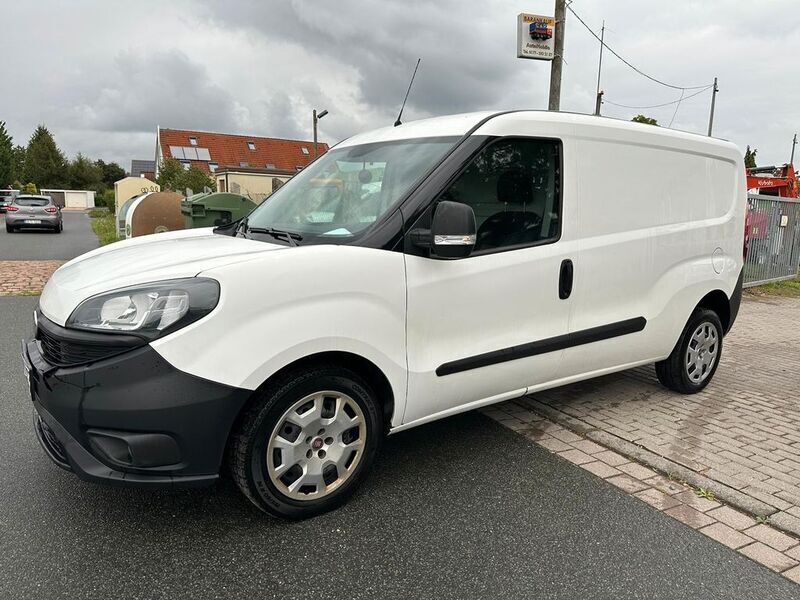 Weiß Gebraucht 2019 Fiat Doblò Van / Kleinbus | 3.690 € - Bild 1/4