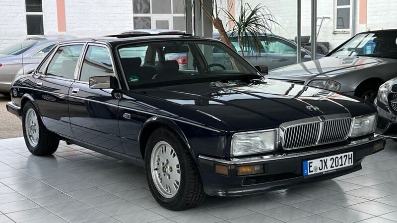 Gebraucht Jaguar XJ6 212 PS (155 kW) 1988 Blau Limousine