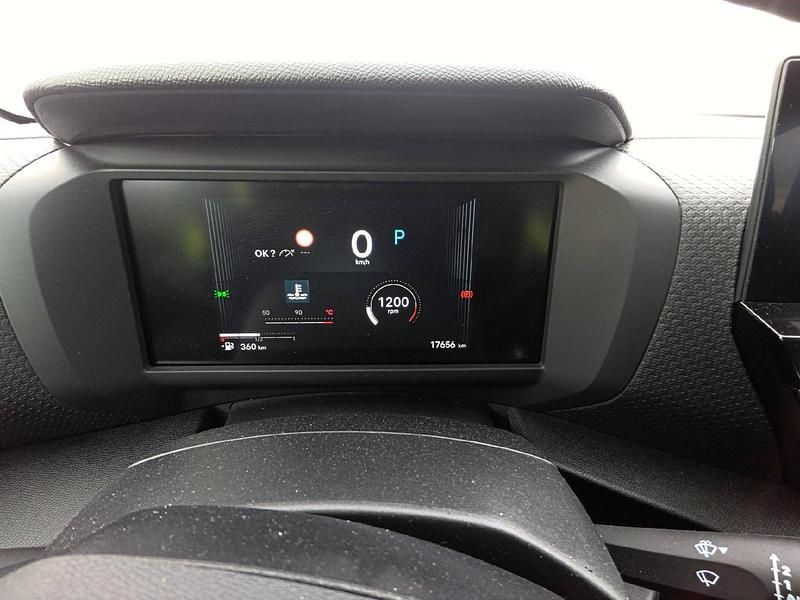 Gebraucht Citroën C4 131 PS (96 kW) 2025 Blanc okenite SUV