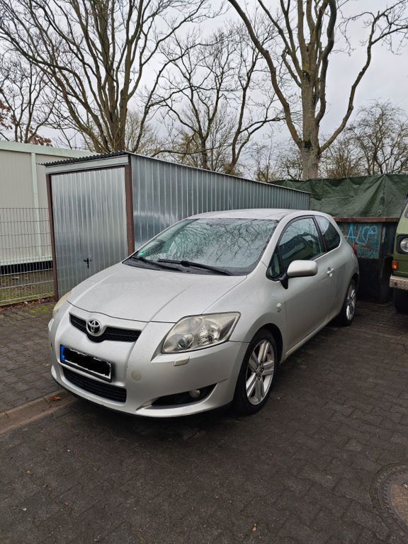 Silber Gebraucht 2008 Toyota Auris Limousine | 3.600 € (Guter Preis) - Bild 1/4