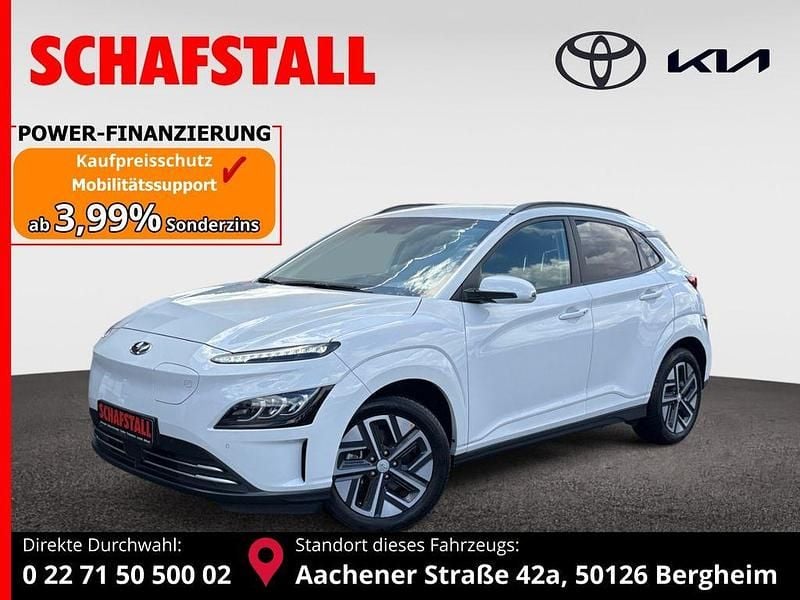 Weiss (chalk white / met) Gebraucht 2022 Hyundai Kona Trend SUV | 17.479 € (Guter Preis) - Bild 1/3