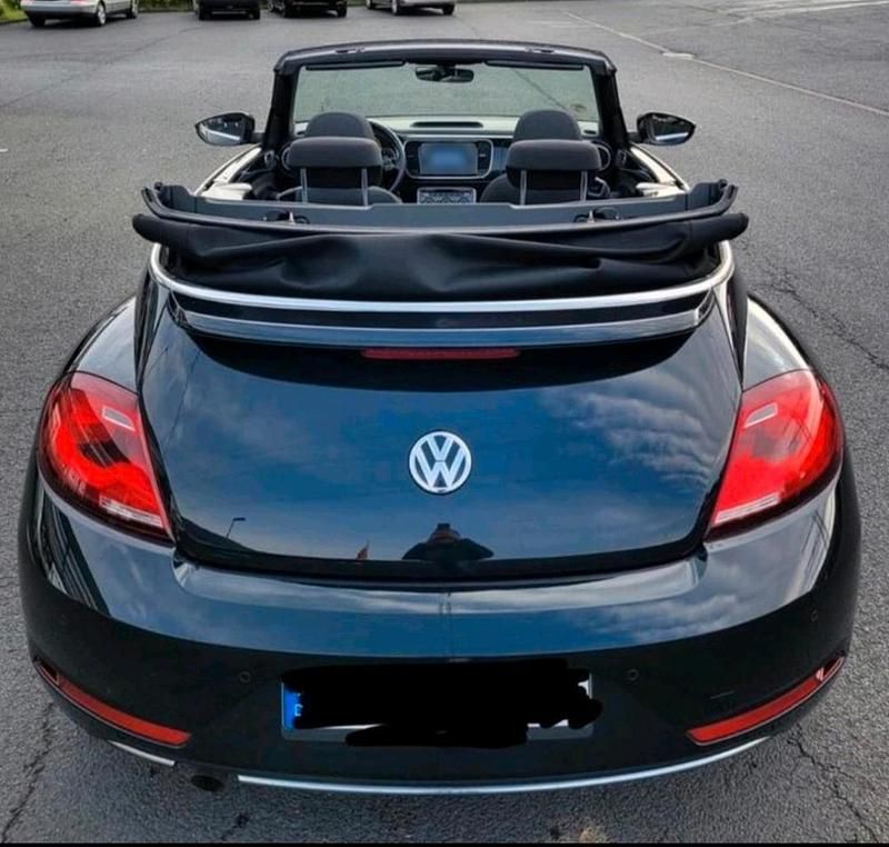 Gebraucht VW Beetle Sound 106 PS (77 kW) 2017 Schwarz Kleinwagen