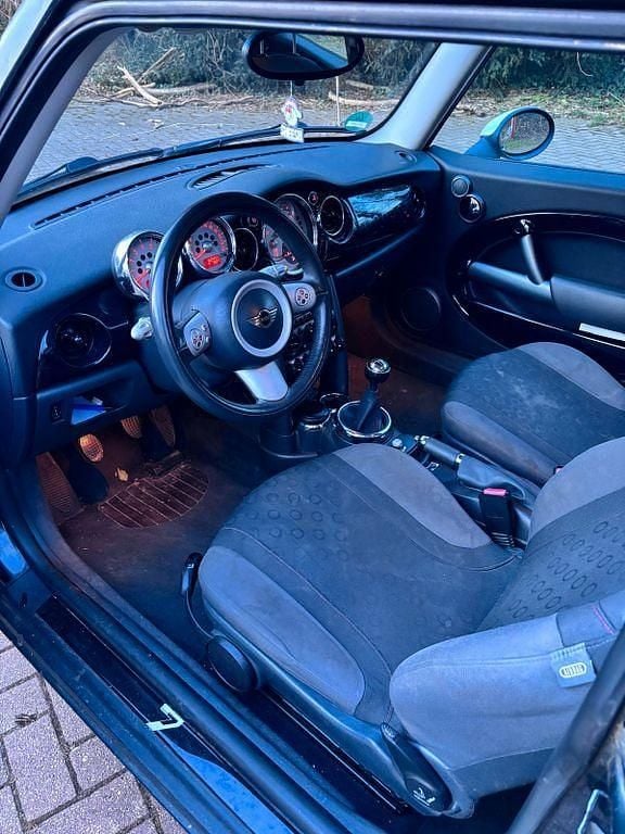 Gebraucht Mini ONE 90 PS (66 kW) 2006 Schwarz Kleinwagen