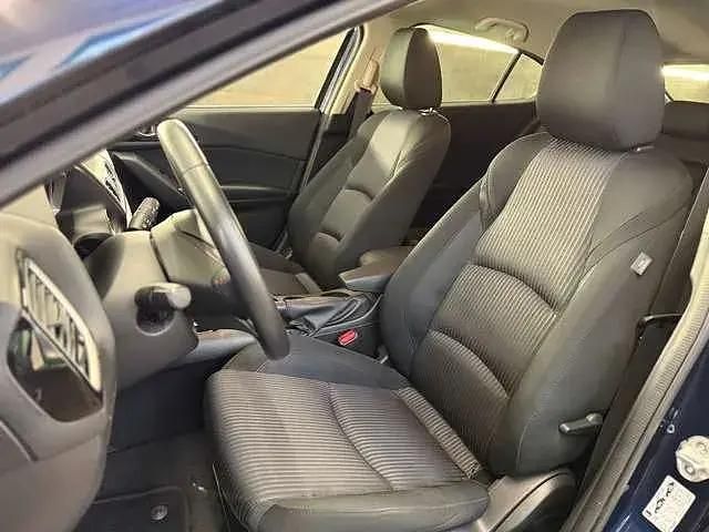 Gebraucht Mazda 3 Center-Line 150 PS (110 kW) 2015 Deep crystal blue (metallic) Limousine