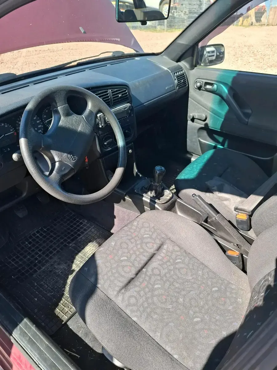 Gebraucht VW Passat 75 PS (55 kW) 1995 Rot Kombi
