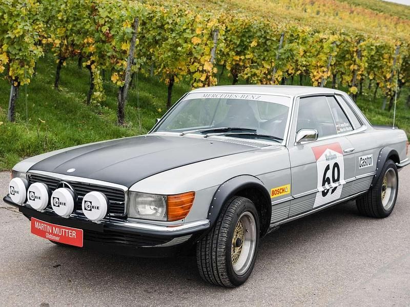 Silbermetallic Gebraucht 1975 Mercedes SLC450 Coupé | 39.900 € - Bild 1/4