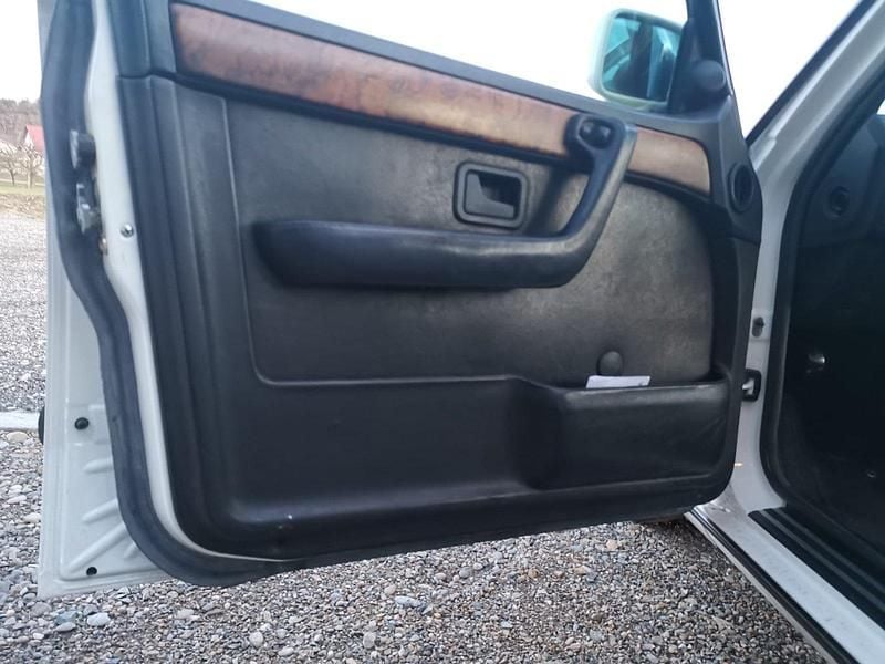 Gebraucht BMW 745 Shadowline 252 PS (185 kW) 1983 Weiß Limousine