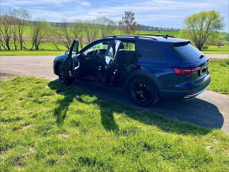 Gebraucht Audi A4 Allroad Basis 231 PS (169 kW) 2020 Blau Kombi